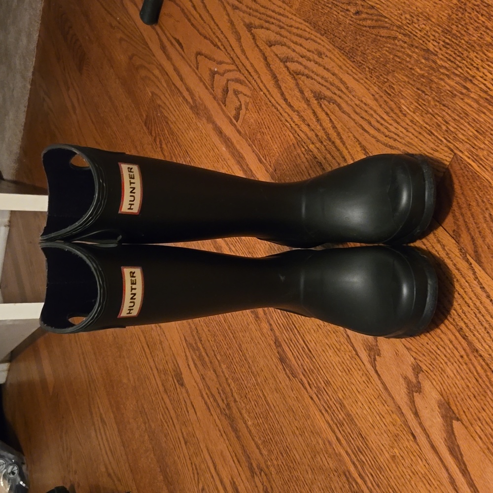 Original tall hunter boots with cutout handles